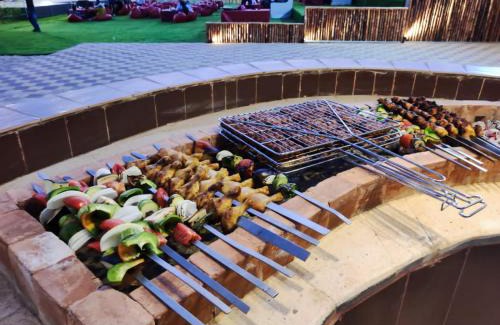 Madinat Zayed Boat Rental | Desert Safari Dubai with BBQ Dinner