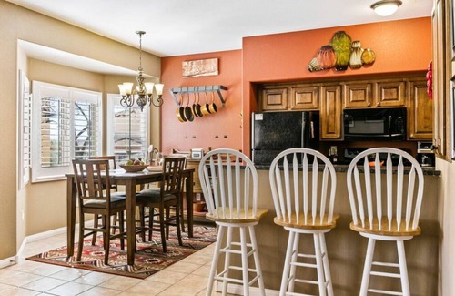 Mesquite Condo | Desert Valley Hide Out by J and Amy BL991341