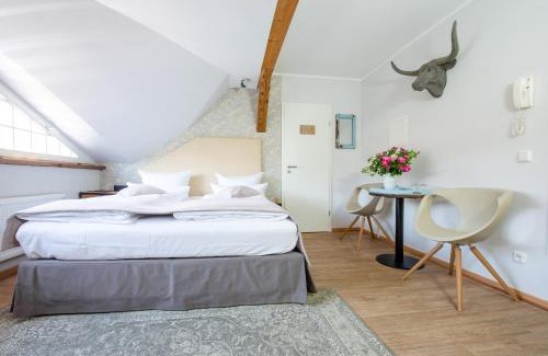 Dutch Quarter Hotel | Design Apartments - "Im Holländerviertel"
