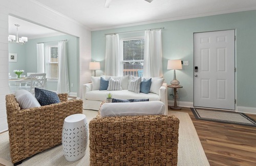 Navy Point House | Designer 3BR Bungalow near Beaches/NAS/Downtown