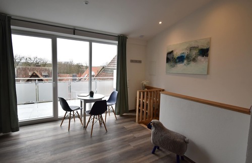 Volkach Apartment | Designer apartment with balcony in the heart of the old town