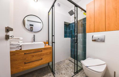 Old Town Apartment | Designer Central Getaway