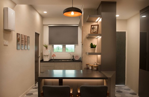 Kuah Apartment | Designer Suite Apartment