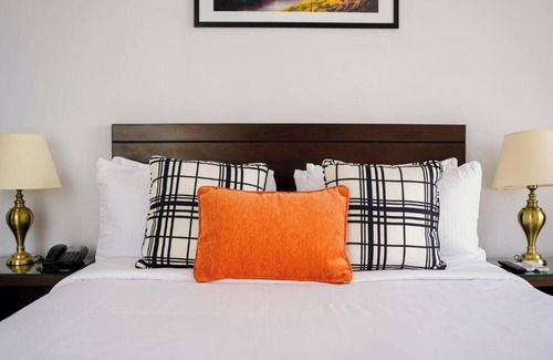 Karachi Hotel | Destination Beach Resort by Dreamworld