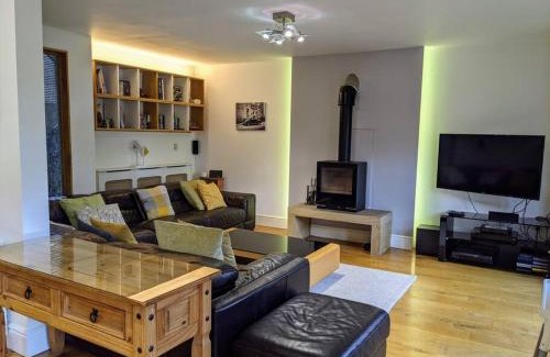 Stainland House | Detached 4 Bedroom Luxury Home