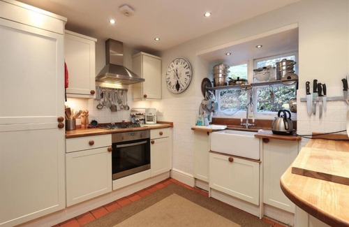 Matlock Bath Cottage | Detached, 6 bedroomed cottage in Matlock Bath, on the edge of the Peak District