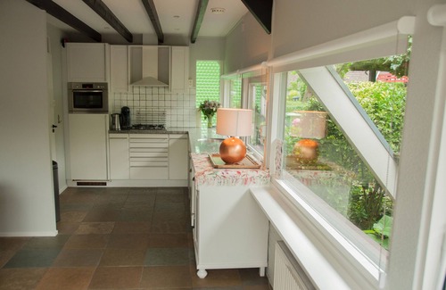 Scharendijke Villa | Detached holiday home with beach within walking distance Detached villa near beach