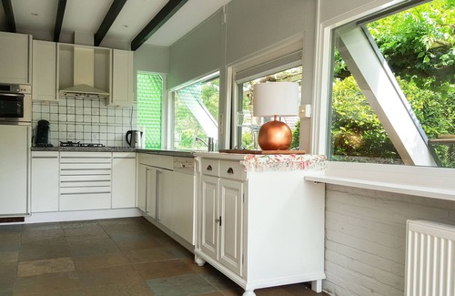 Scharendijke Villa | Detached holiday home with beach within walking distance Detached villa near beach