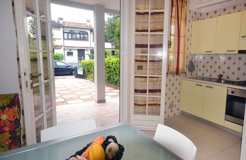 Lido delle Nazioni House | Detached house on the ground floor with garden just a few steps from the sea