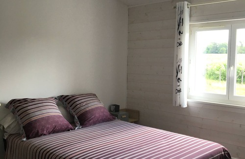 Villenave-d'Ornon House | Detached house with pool, 4 bedrooms + 2 bathrooms - sleeps 8, Bordeaux.