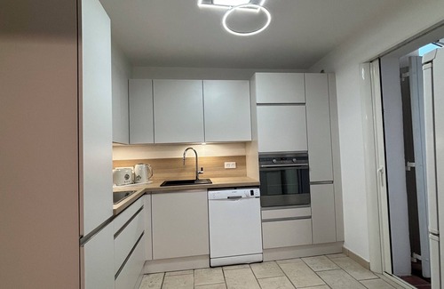 Sanary-sur-Mer House | detached house 2 bedrooms 2 bathrooms