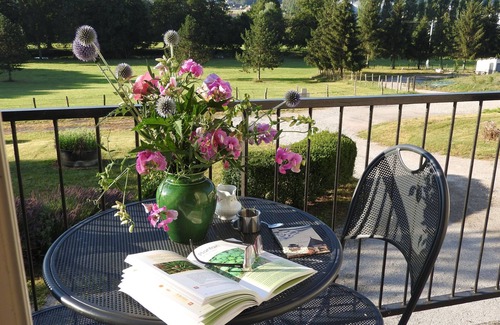 Gy Cottage | Detached house by pond - 3 bedrooms, pets allowed