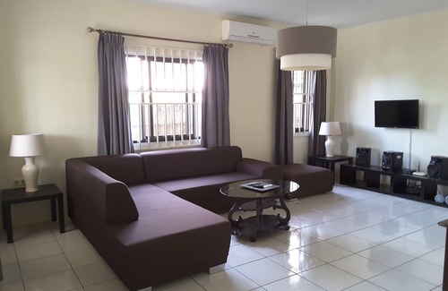 Paramaribo House | Detached house in a safe, quiet neighborhood