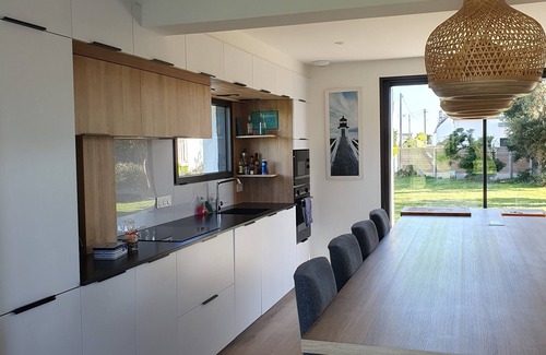 Loctudy House | Detached house renovated in 2022, beach at the end of the street!