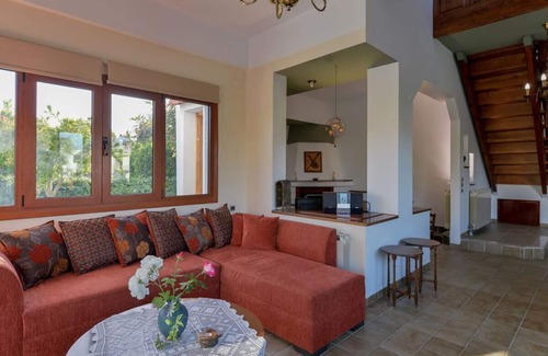 Pitsidia Villa | Detached house with great view to Psiloritis mountains