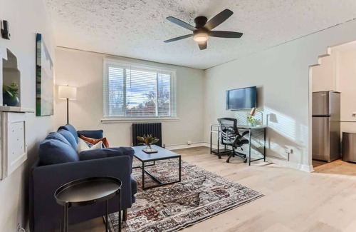 City Park Apartment | Detroit by Modern Midstay/On City Park! #T21