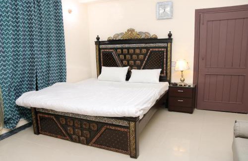 Kohat House | Dewan e Khas Guest House