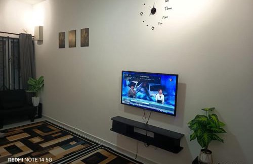 Kuantan House | DEYA HOMESTAY Tanjung Lumpur