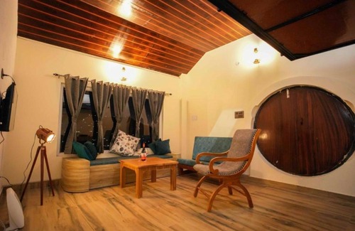 Nathuakhan Hotel | Dhara Doorway to Inner Peace