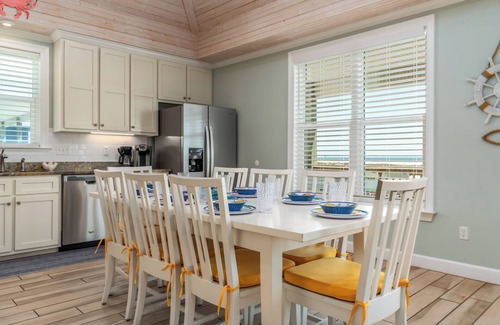 Dauphin Island House | DI Nest | your nightly fall break trip with us. Heated pool