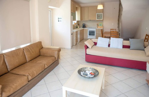 Diakofto House | Diakopto Beachside Haven - Private Garden & Views