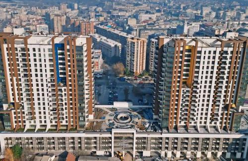 Centar Apartment | Diamond Residences 2bd 2bth 11fl Lux Apt & Free P