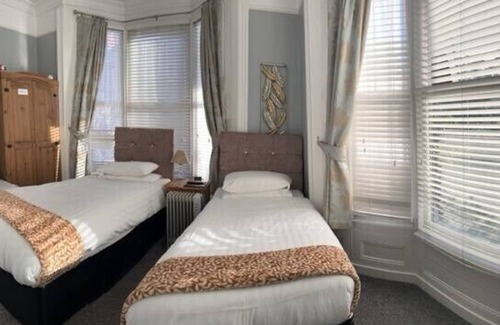 York Bed & Breakfast | Diamonds Villa