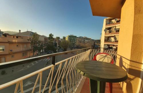 Pineda de Mar Apartment | DIANA Apartamento con terraza muy cerca del mar