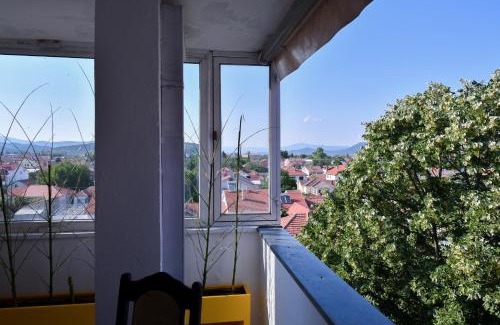 Gevgelija Apartment | DIANANINA the Flat
