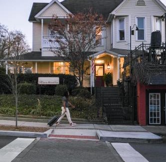 Fayetteville Bed & Breakfast | Dickson Street Inn