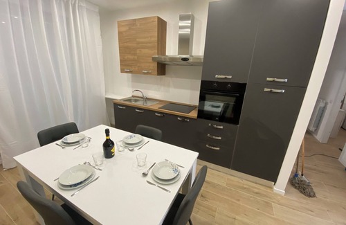 Colonno Apartment | Diego house with parking areaAt the start of the famous greenway