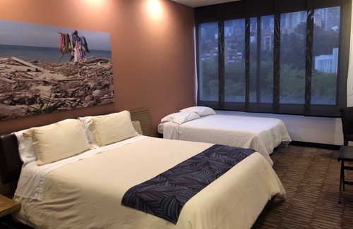 Las Lomas I Hotel | Diez Hotel Categoria Colombia