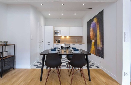 6th Arrondissement Apartment | Dify Vitton - Massena