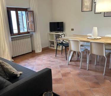 Poggibonsi Apartment | Dimora Borgomarturi