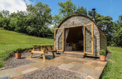 Craswall House | Dingle Den