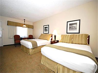 Vernal Hotel | Dinosaur Inn & Suites