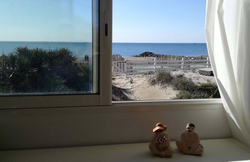 Frontignan Villa | Direct beach villa 4 bedrooms with private beach : magical