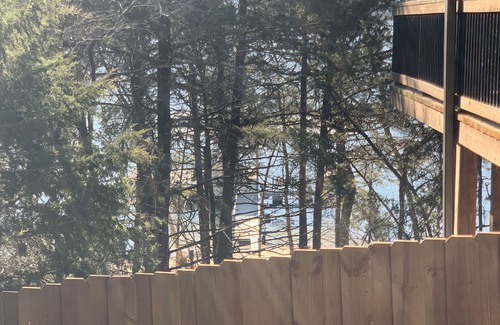 Lost Bridge Village Cabin | Direct Beaver Lakefront!!! Steps to Waterfront Amenities! Location! Location!