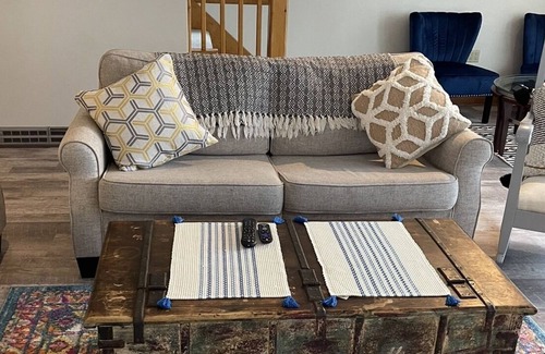 Plymouth Cottage | Direct Oceanfront!3 Bedroom 2 bath. Accepting Winter rental Nov. to May 2023