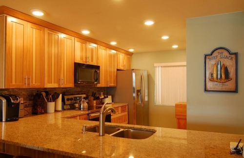 Cocoa Beach Condo | DIRECT OCEANFRONT NOW RENTING SUMMER FALL AND WINTER! BEAUTIFUL OCEANFRONT VIEW!