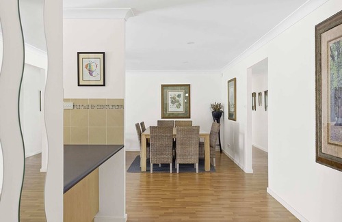 Nerong House | DISCOUNTED: Secluded Cottage by the Lake