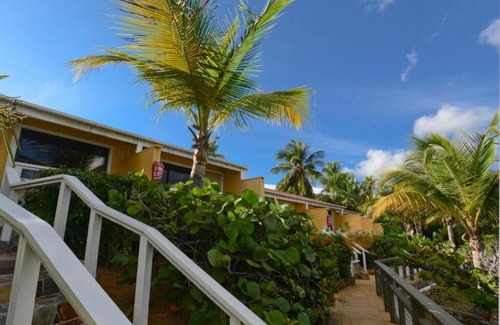 Terre Haute House | Discounted: Soothing house with AC in Terre Haute - Perfect for a getaway