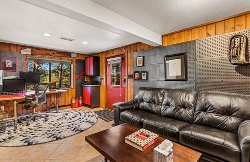 Kachina Village House | Discounts at Local Shops | NAU Homecoming 11/5-8