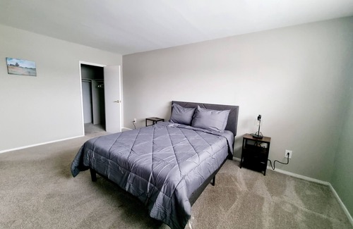 Elkins Park Apartment | Discover a guest-exclusive haven in our modern, spacious apartment