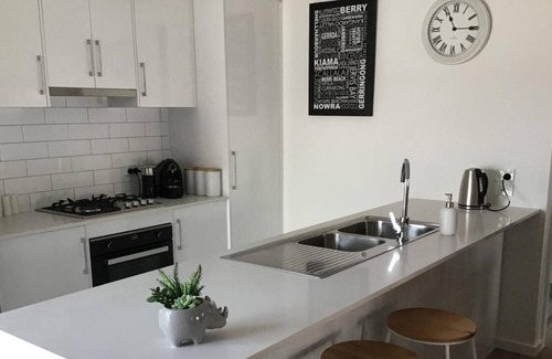 Warilla House | Discover Beach Retreat