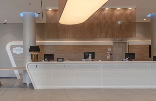 Mitte Hotel | Discover Berlin from a Stylish Stay | 3 City View Rooms w/Two Twin Beds