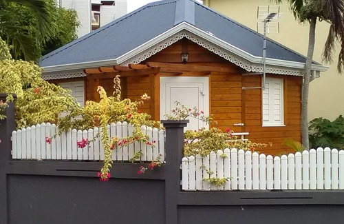 Saint Felix House | DISCOVER MY CHARMING BUNGALOW WITH POOL