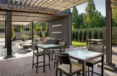 Wilkes East House | Discover Our Modern East Portland Hotel Minutes From PDX