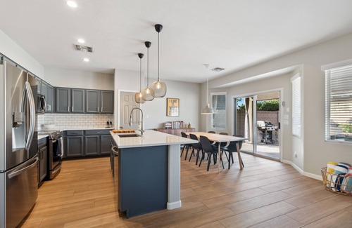 Northwest Ranch House | Discover the magic of Surprise & Phoenix in this contemporary home