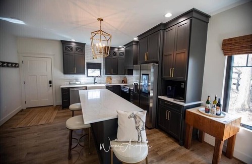 Midway House | Discover Your Perfect Getaway: Cottage in the Heart of Horse & Bourbon Country!